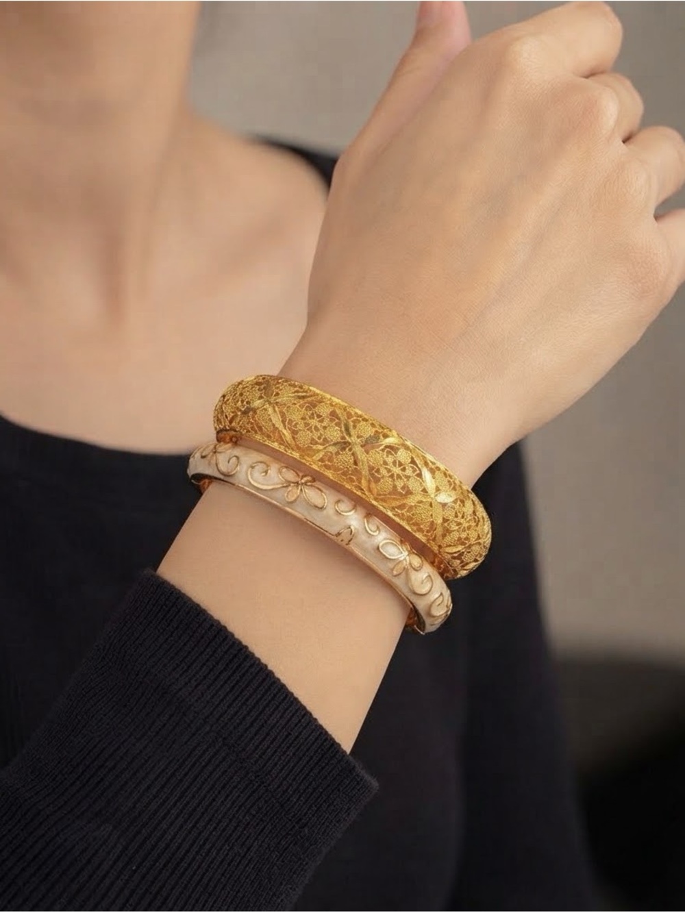Gold-Tone Cloisonnรฉ
Style & Textured cut gold Bangle
Bracelet Set - 2-Piece
NIP